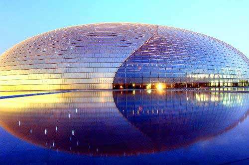 大多數國家仍普遍采用壽命達30-50年的鑄鐵井蓋。